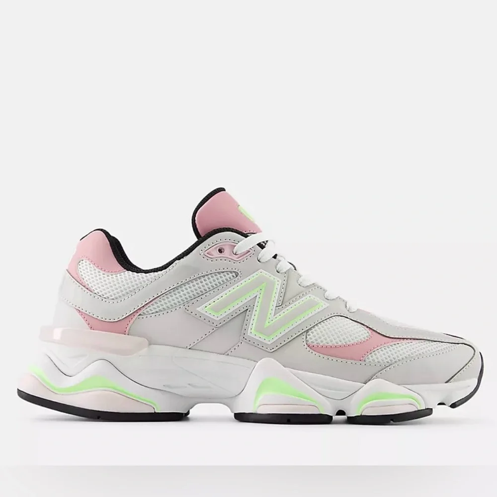 New Balance 9060 💅✨ Pink Taffy Grey Matter U9060BLE Shoes 7 8 8.5 9 NEW - Picture 8 of 16